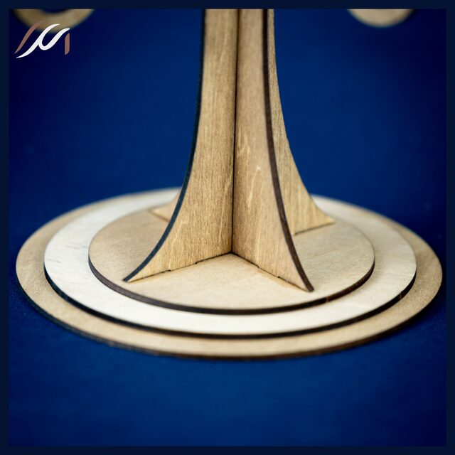 Arbre de Pâques en bois – Décoration de table personnalisable